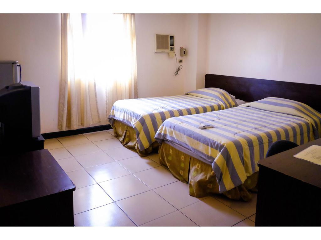 Crowne Garden Hotel Cebu Quarto foto