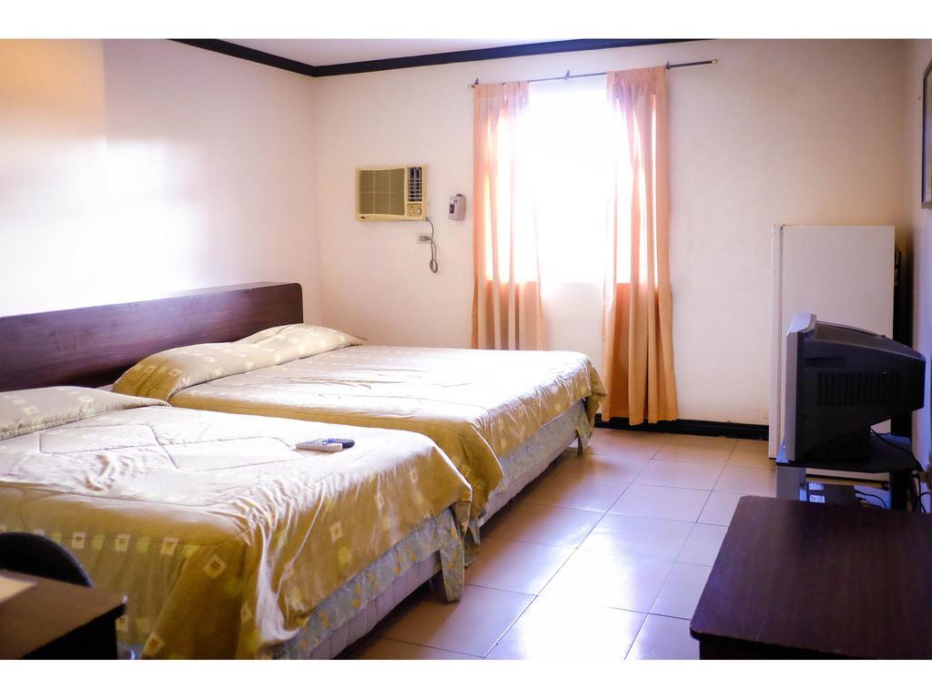 Crowne Garden Hotel Cebu Quarto foto