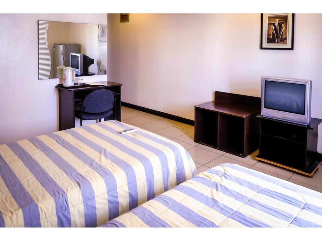 Crowne Garden Hotel Cebu Quarto foto