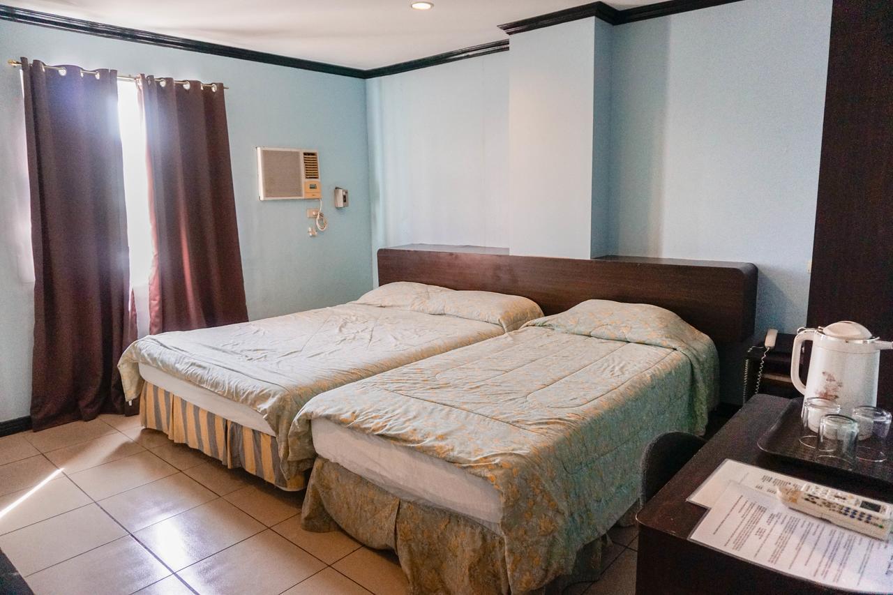 Crowne Garden Hotel Cebu Exterior foto